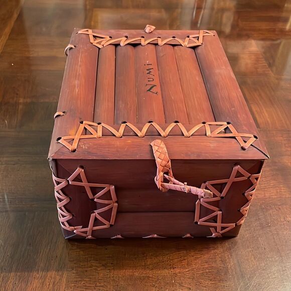 Numi Flowering 16 oz. Glass Clear Teapot with Storage Box Organic - Picture 8 of 15